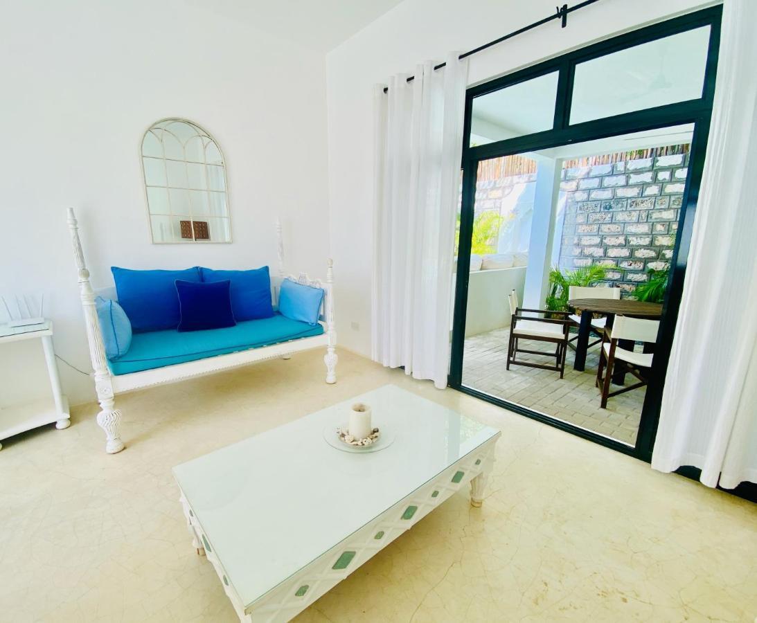 Villa Nyumba Nyekundu à Watamu Extérieur photo
