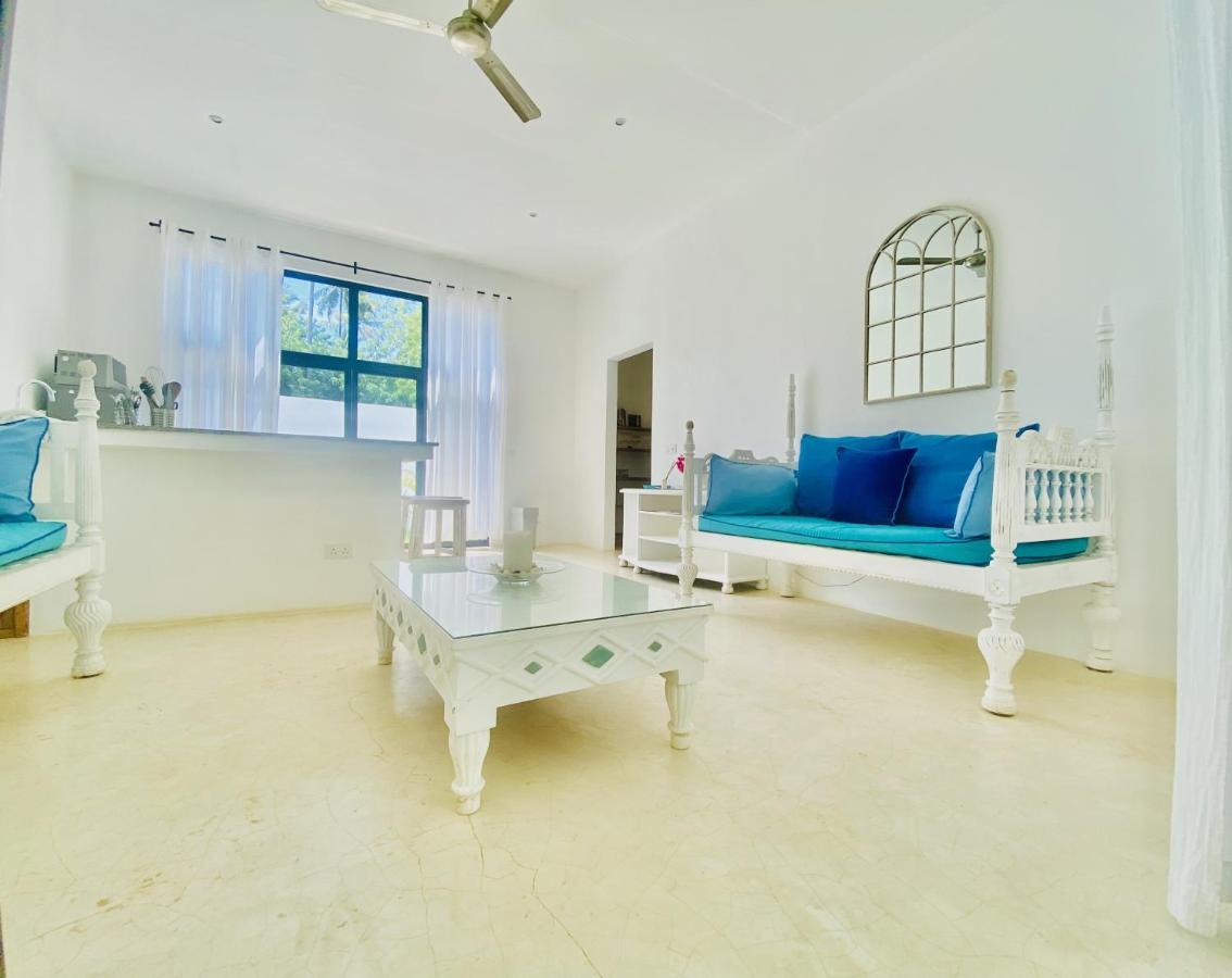 Villa Nyumba Nyekundu à Watamu Extérieur photo